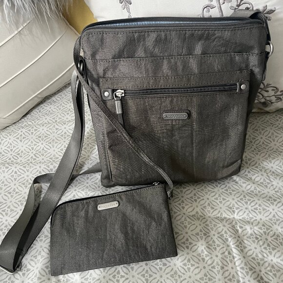 Baggallini Crossbody Purse Go Bagg With RFID Phone Wristlet Grey - Picture 1 of 6